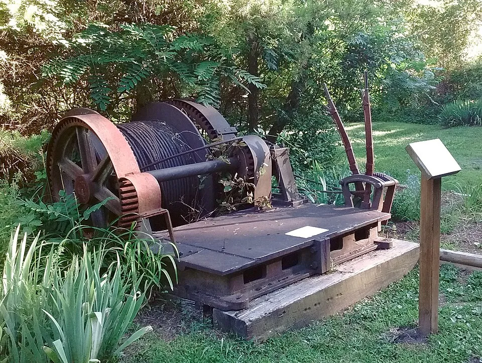 Hình minh họa: Bảo vệ hệ thống lọc gió và động cơ trong môi trường bụi