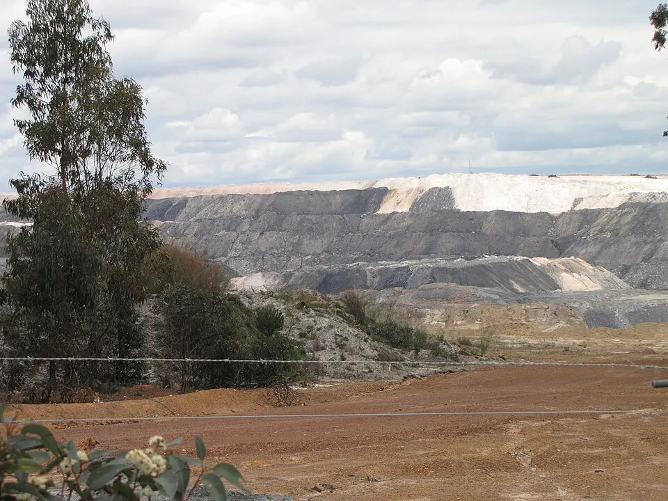 Hình minh họa: Tối ưu từ khóa và nội dung về khai thác than sâu và công nghệ hiện đại