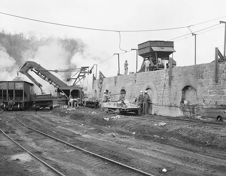 Hình minh họa: Truyền thống và uy tín của Công ty Than Cọc Sáu trong ngành luyện kim